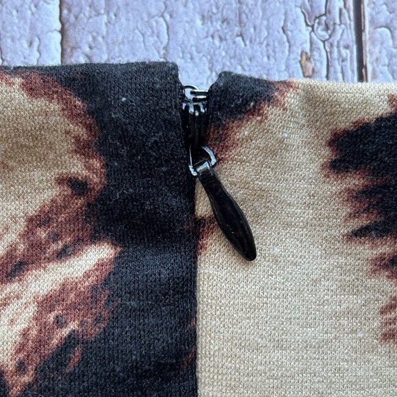 INC International Concepts Short Puff Sleeve Animal Print Top ๐๐ - Picture 4 of 6